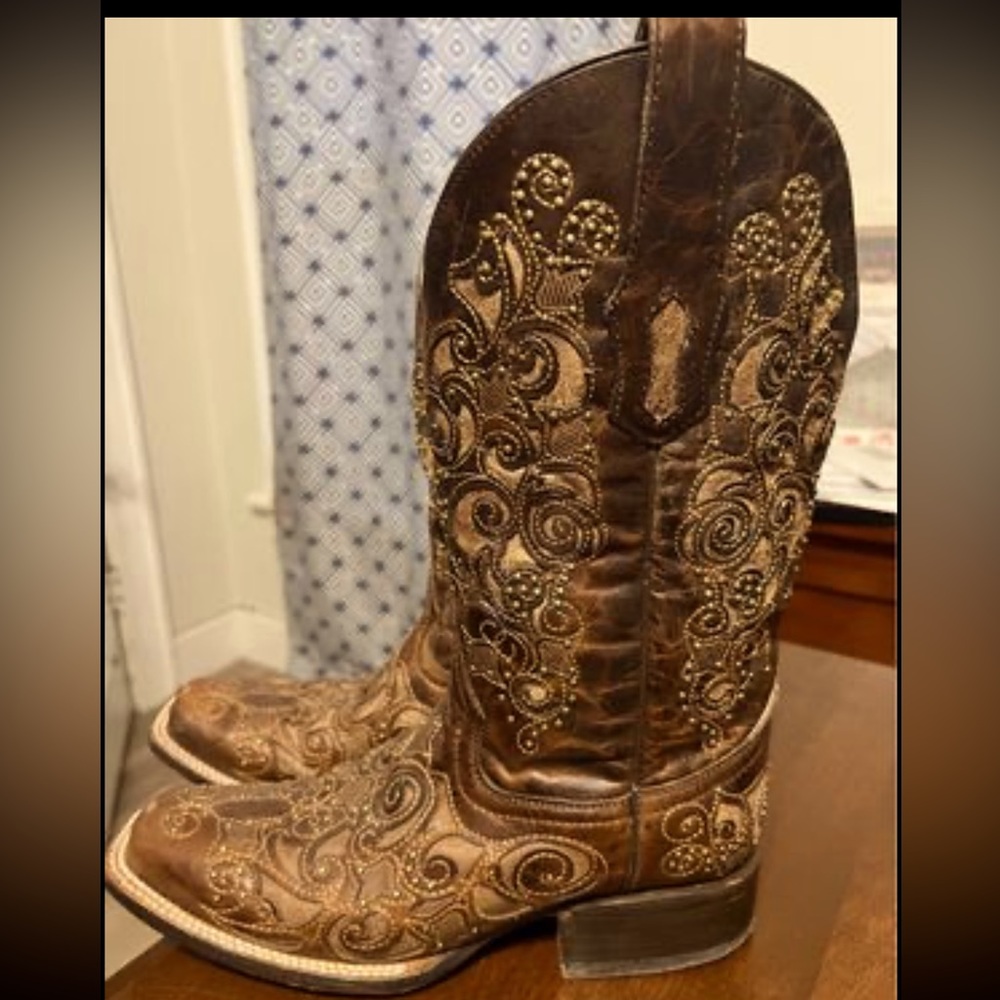 Women’s Corral Cowgirl Boots
